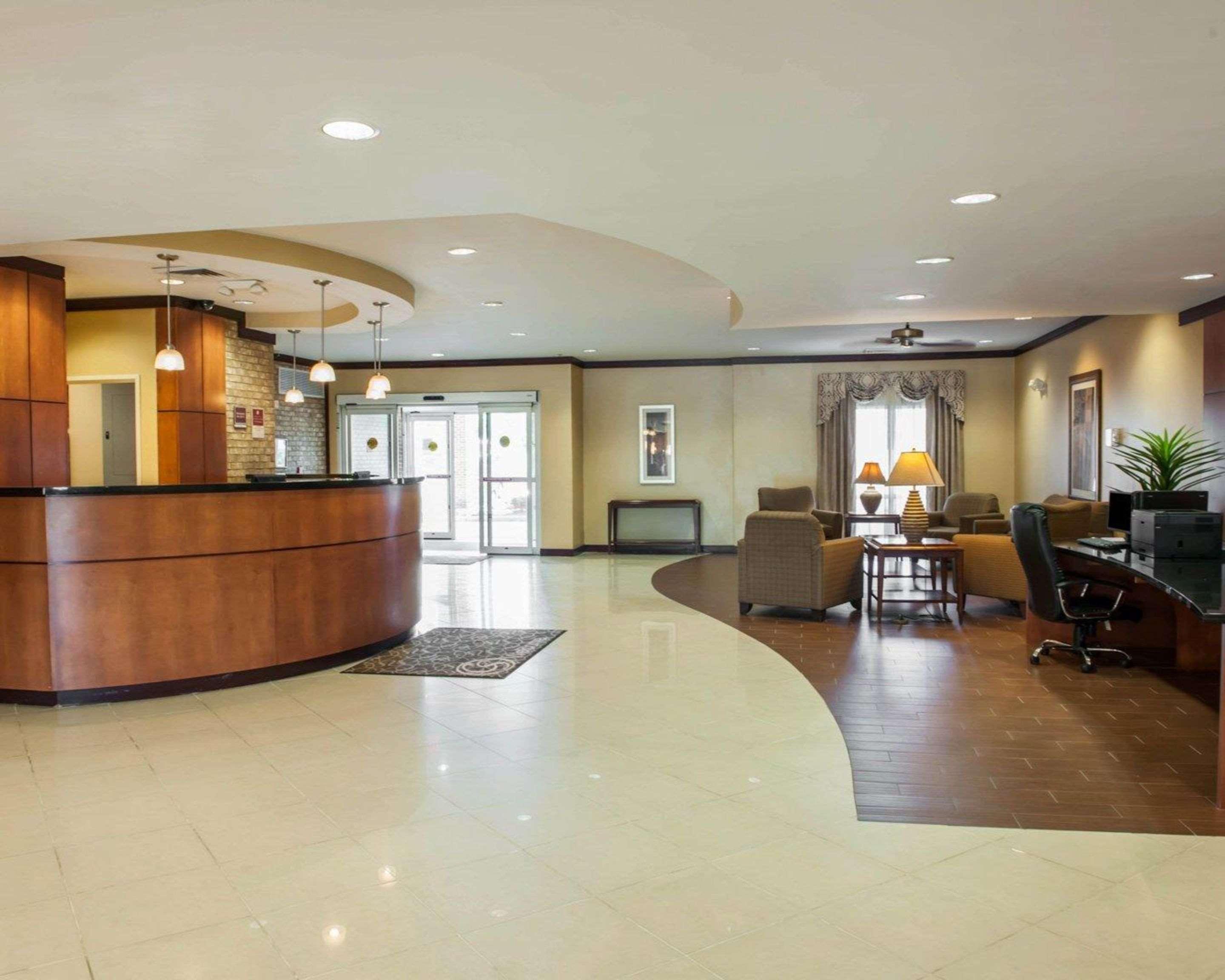 Comfort Hotel 3*